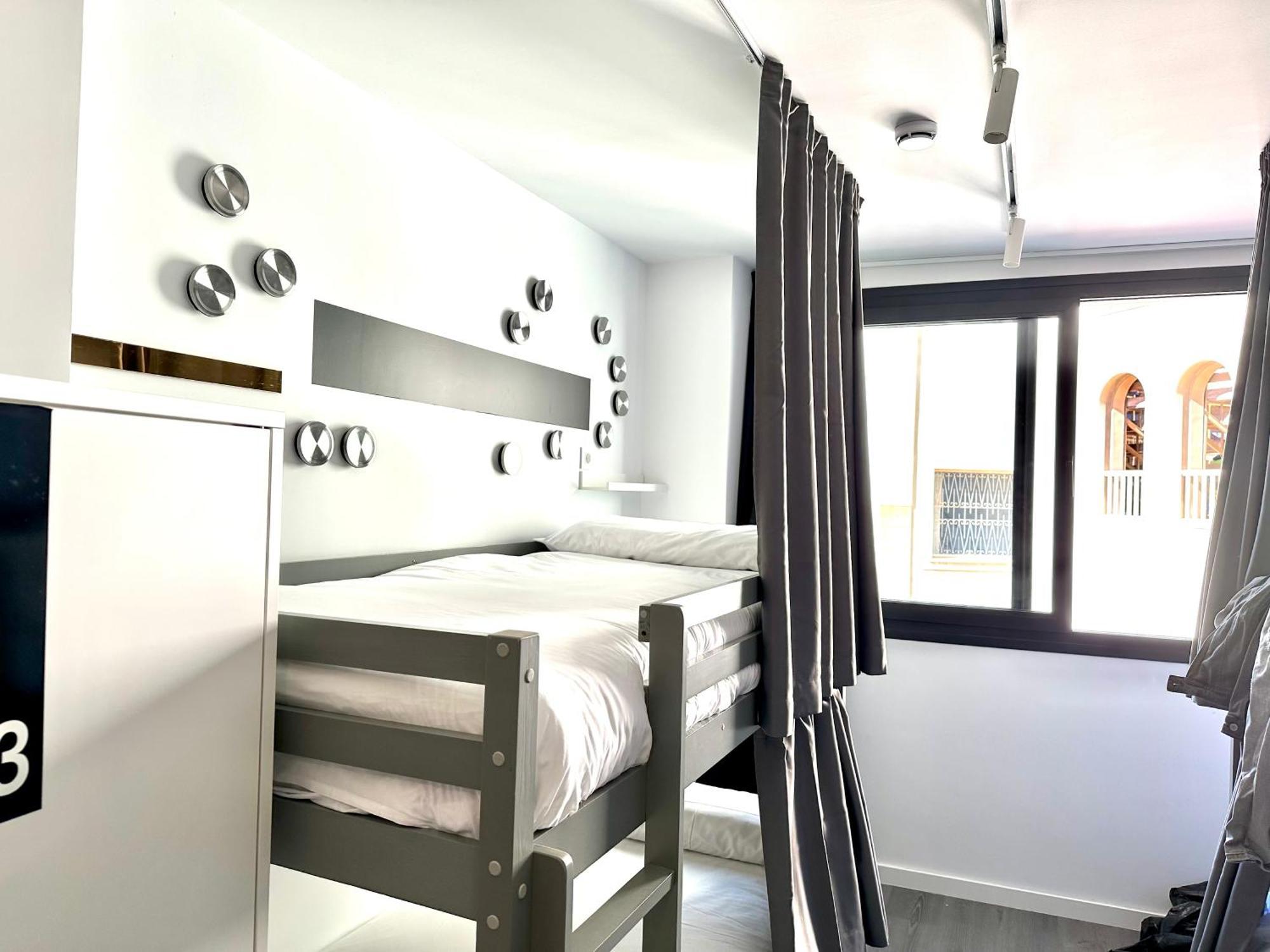 Hostel Alicante Eksteriør bilde